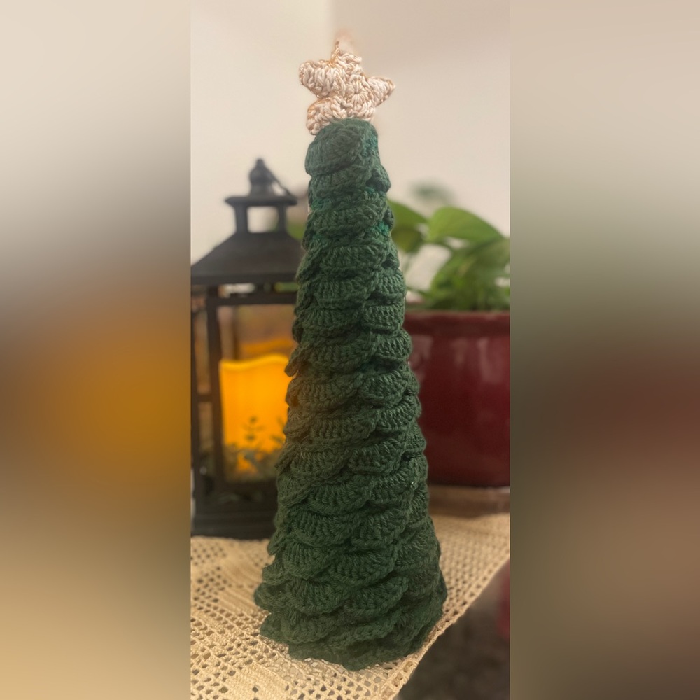 CHRISTMAS TREE